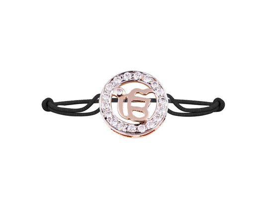 Ik Onkaar Vibrant Diamond Bracelet In Gold - Jewelslane