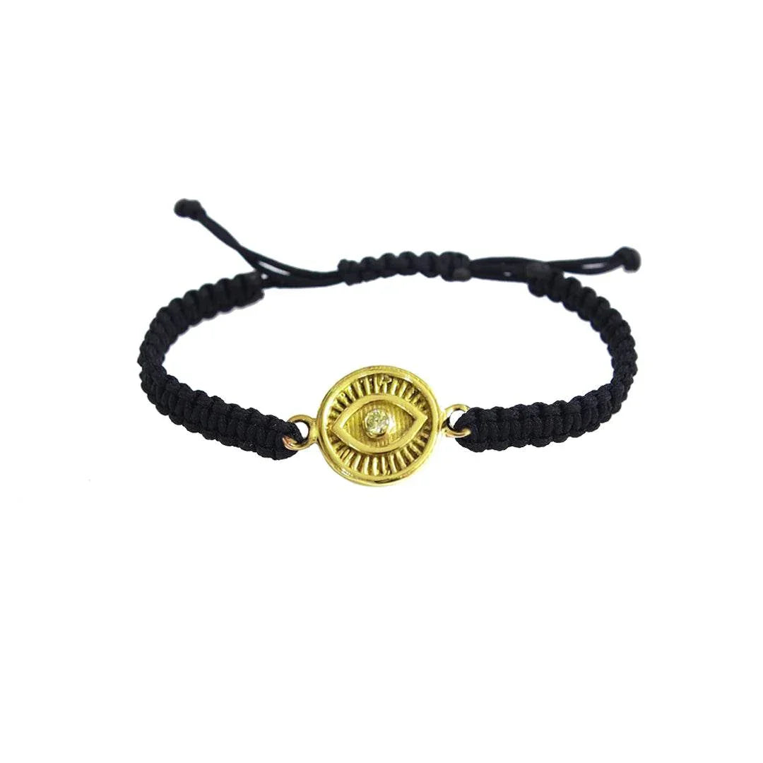 Evil eye bracelet in gold with single diamond - Jewelslane