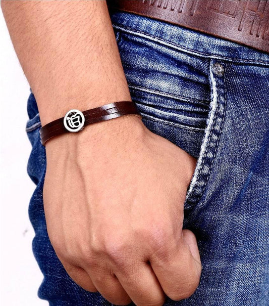 Ik Onkaar Leather Bracelet In Silver - Jewelslane