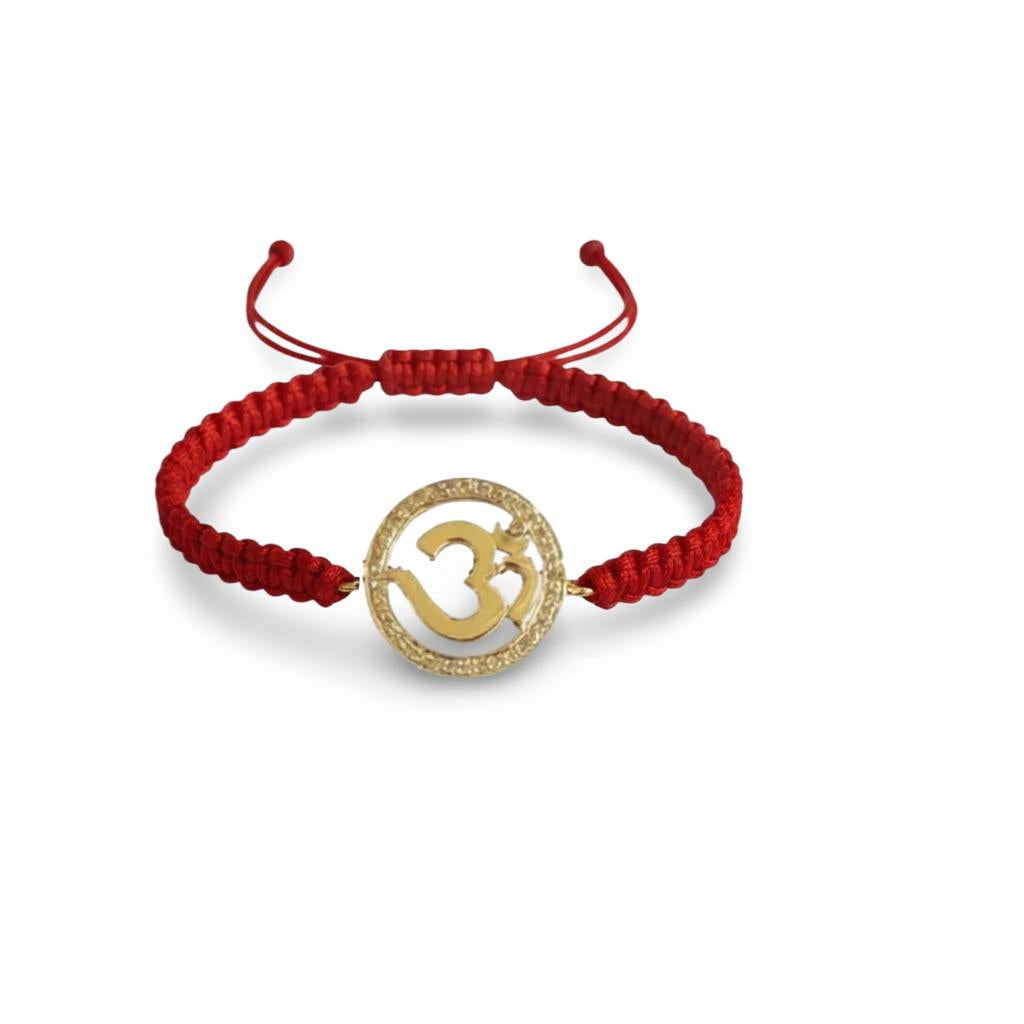 Om bracelet in Gold with diamond border - Jewelslane