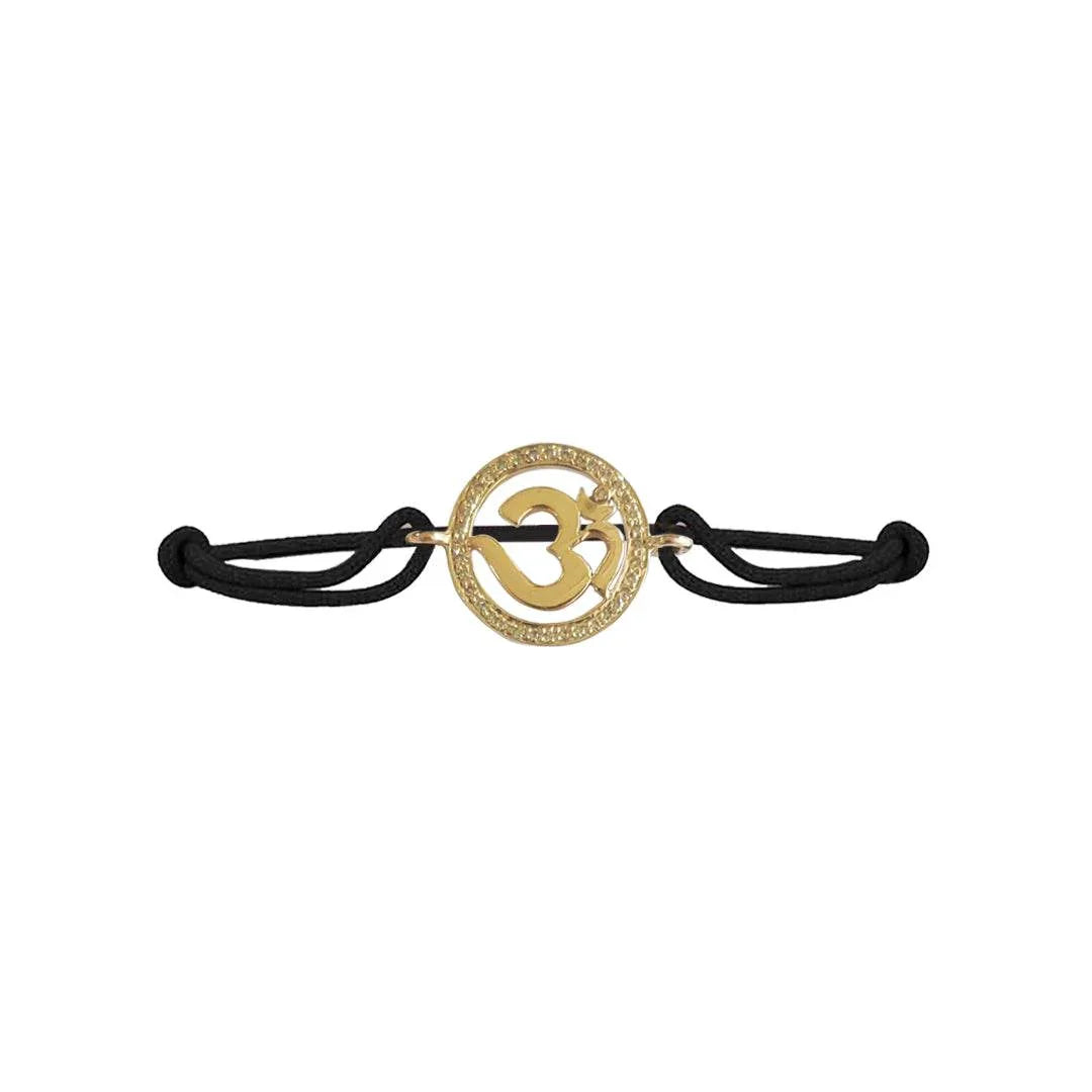 Om bracelet in Gold with diamond border - Jewelslane