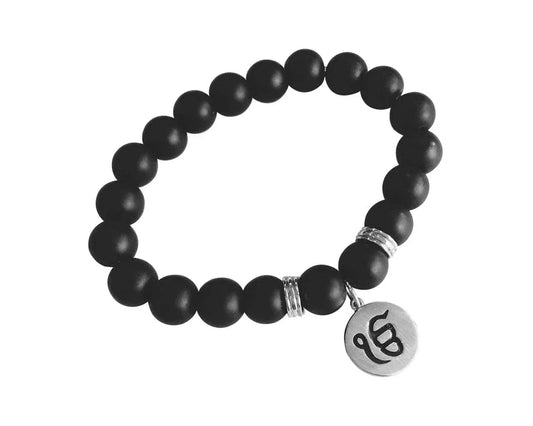 Silver Ik onkaar bracelet on onyx beads - Jewelslane