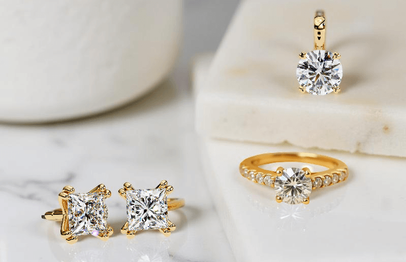 auraya_lab_grown_diamond_jewellery_799x517_909f5838-448e-48cb-8306-71abff33b1cc - Jewelslane