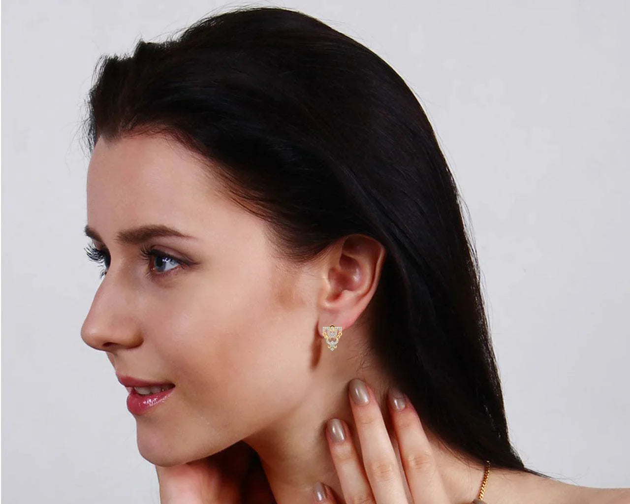 Tauri Diamond Earrings In Gold - Jewelslane