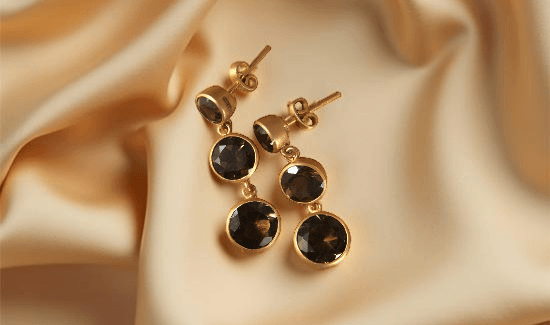 trendy_gold_earrings550x325 - Jewelslane