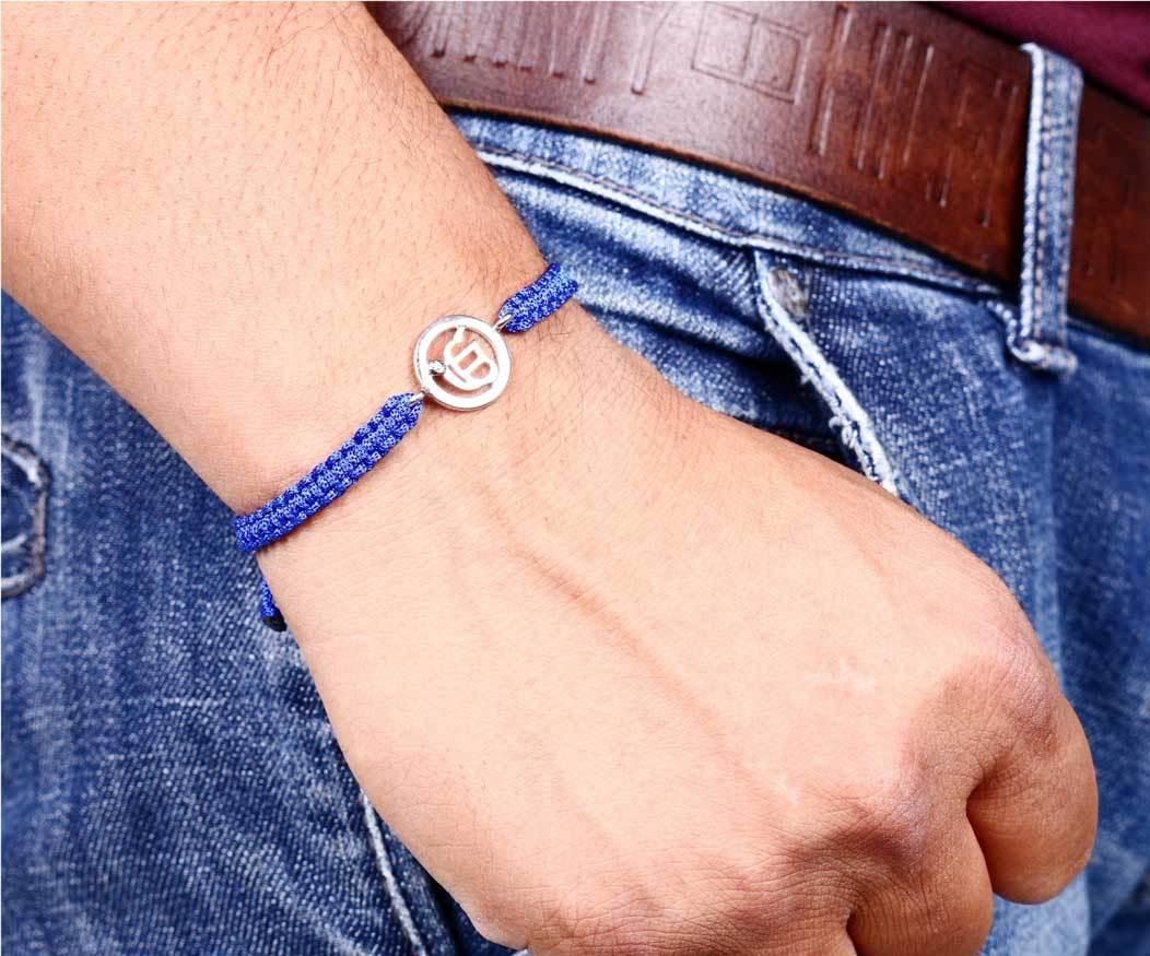 Auspicious Ik onkaar bracelet in Silver with a Diamond - Jewelslane