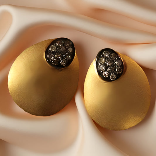 Gold Earstuds with Diamonds in Oxidised Setting - jewelslane