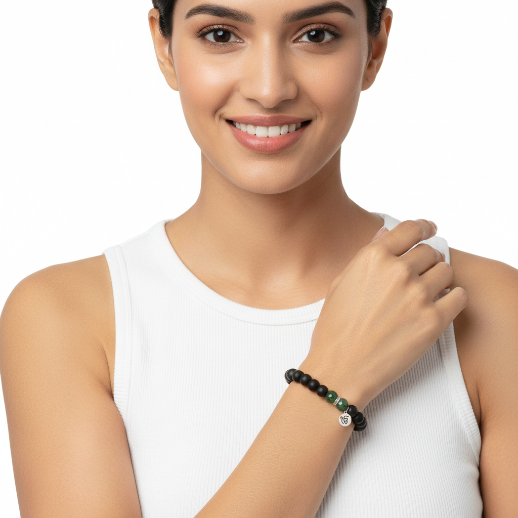 Ik Onkaar Balance bracelet with Moss Agate and black onyx in silver - jewelslane