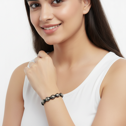 Jai Guru Ji auspicious silver mantra bracelet - Jewelslane