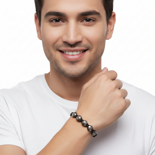 Jai Guru Ji auspicious silver mantra bracelet - Jewelslane