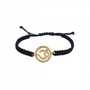 Om bracelet in Gold with diamond border