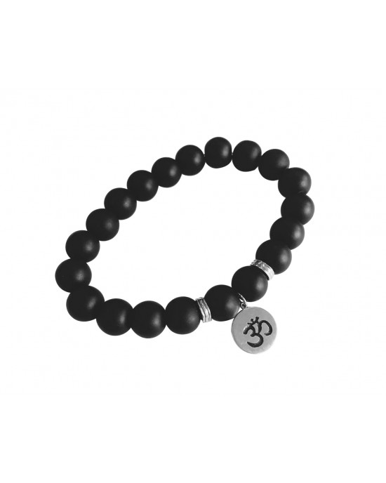 Aum bracelet in silver on onyx beads