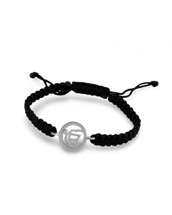 Auspicious Ik onkaar bracelet in Silver with a Diamond Auspicious Ik onkaar bracelet in Silver with a Diamond