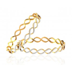 Heli Diamond Bangles in Gold