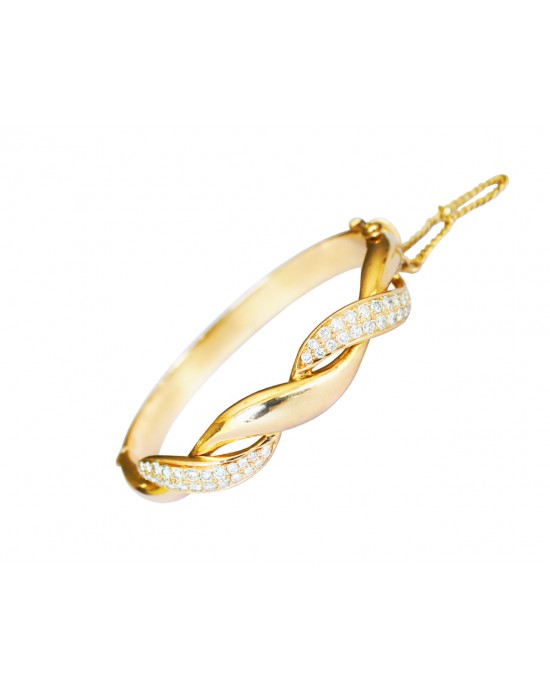 Diamond Bangle Overlap Design