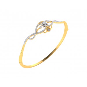 Fain Ladies Diamond Bangle in Gold