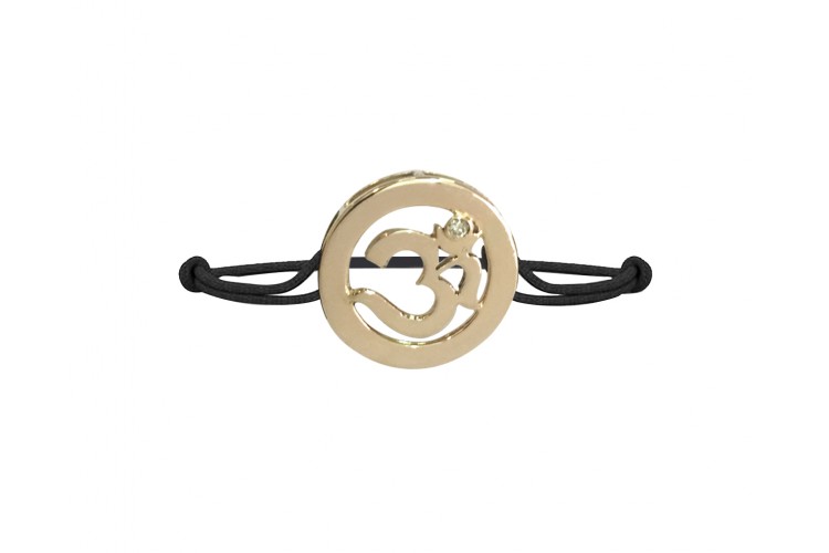 Gold Om Bracelet in a Distinguished style 