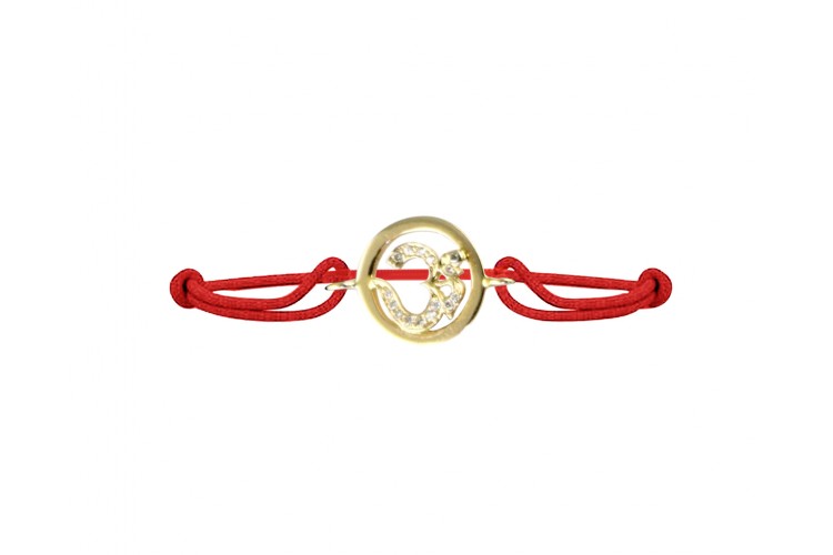 Om Bracelet in Gold Inside Diamond