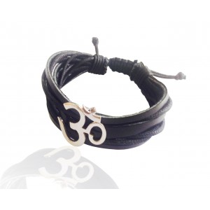 Wide Om Bracelet in Silver