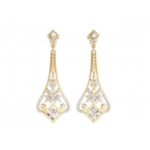 Elegant Diamond Danglers in gold