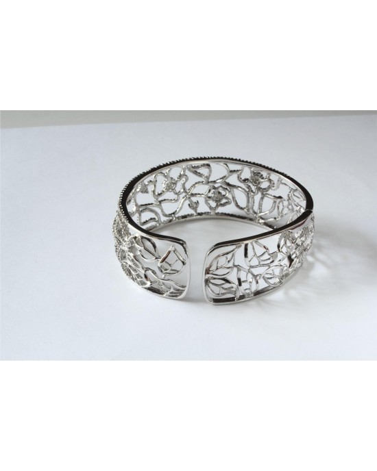 Diamond Bangle in 18k White Gold