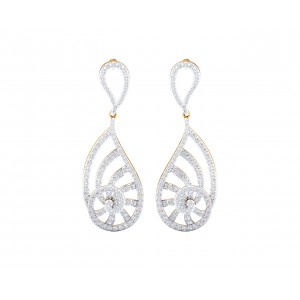 Venna Diamond Danglers in 18k gold