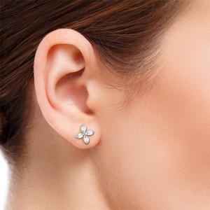 Nova Diamond Studs in 14k  Gold