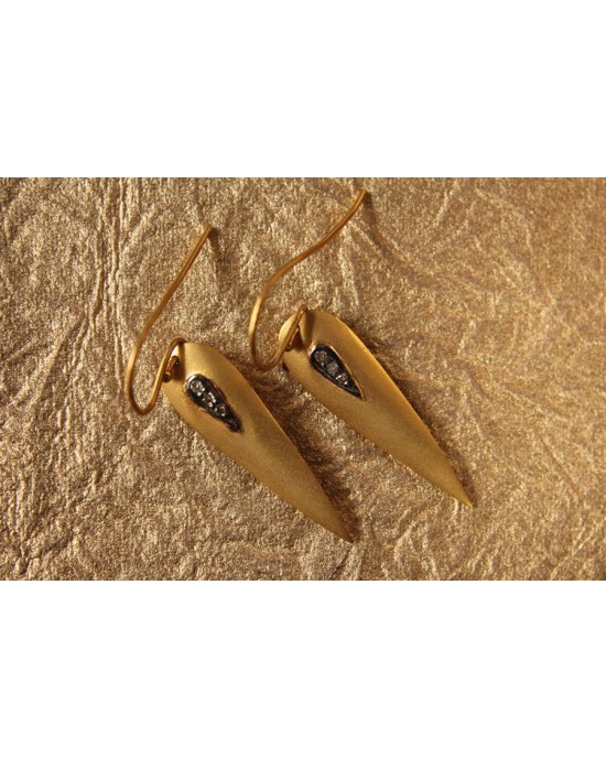 Trendy Gold Earrings with Diamonds
