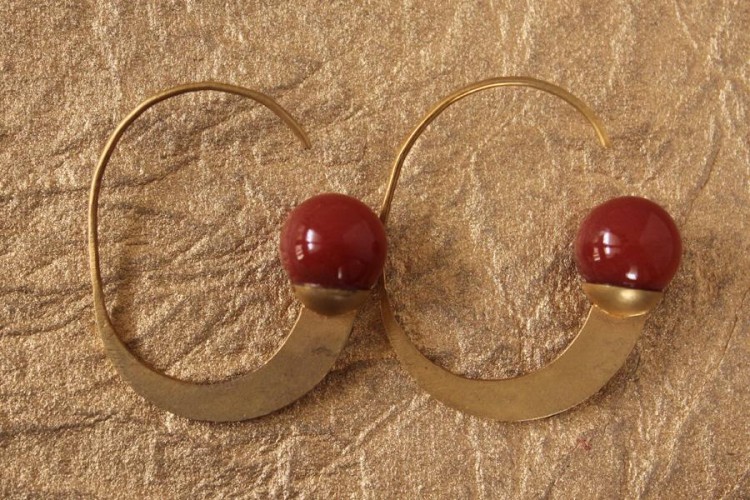 Gold Hoop Earrings Online In India At Best Price Jewelslane Gold Hoop Earrings