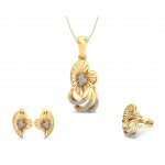 Urith Heart Design Pendant Set with diamonds in 14k gold