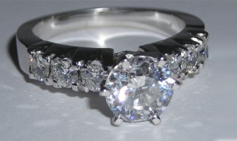 Platinum diamond rings are quiet expensive