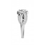 Alluring Diamond solitaire engagement ring