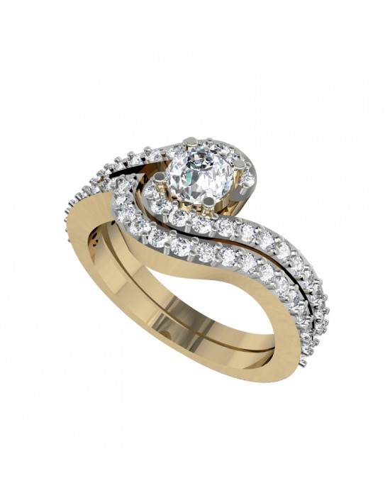 Delicate Bridal Diamond Ring Set