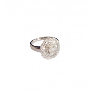 Diamond Ring With Oval Diamond