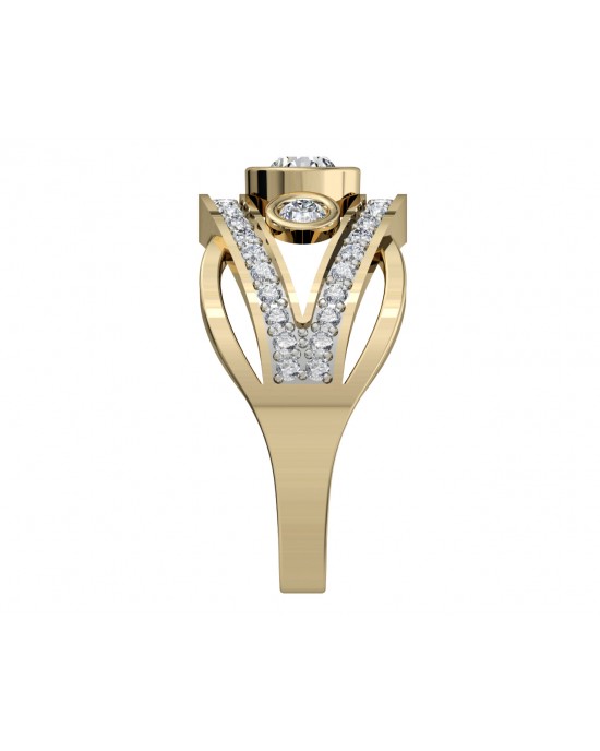 Aksaara Solitaire Diamond Engagement Ring