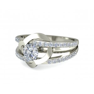 Araiya Solitaire Diamond Engagement Ring