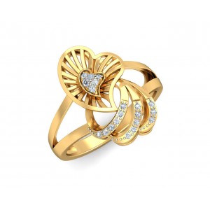 Urith heart ring in gold with diamonds