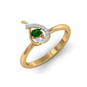 Sely Emerald & diamond ring in hallmarked gold