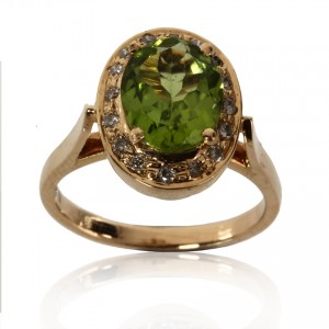 Peridot Ring in Gold