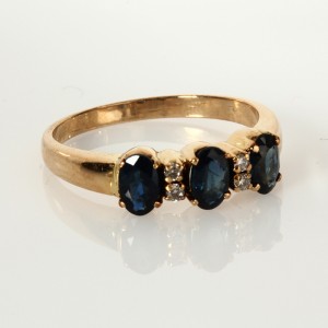 Sapphire Ring