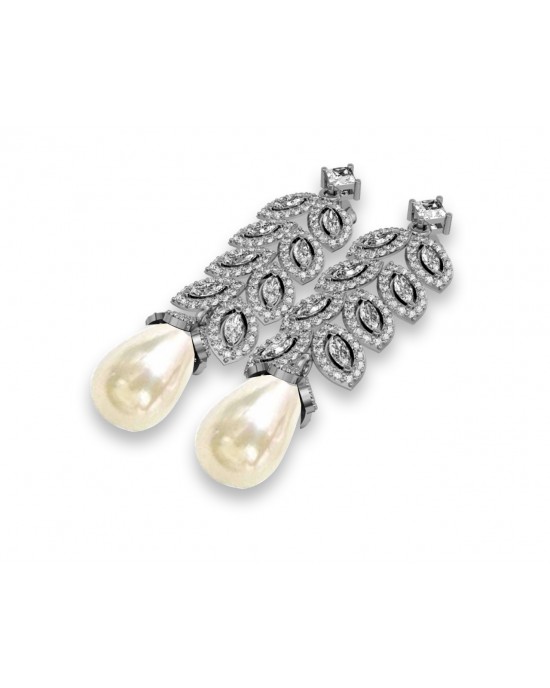 Aashika Pearl Earrings