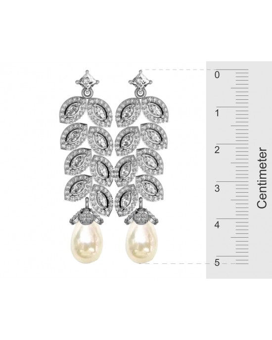 Aashika Pearl Earrings