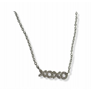 Hugs N Kisses Pendant With Diamonds